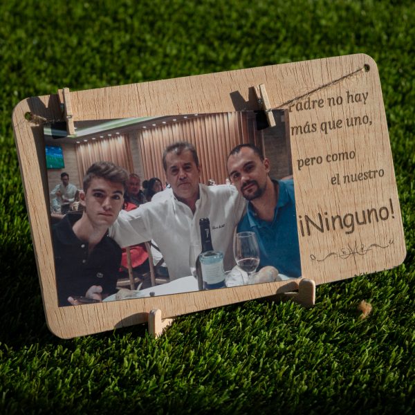 Marco grabado con fotografía